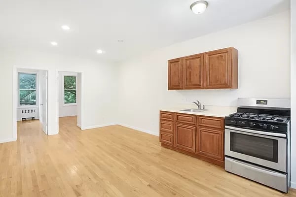 683 6th Ave. 2
