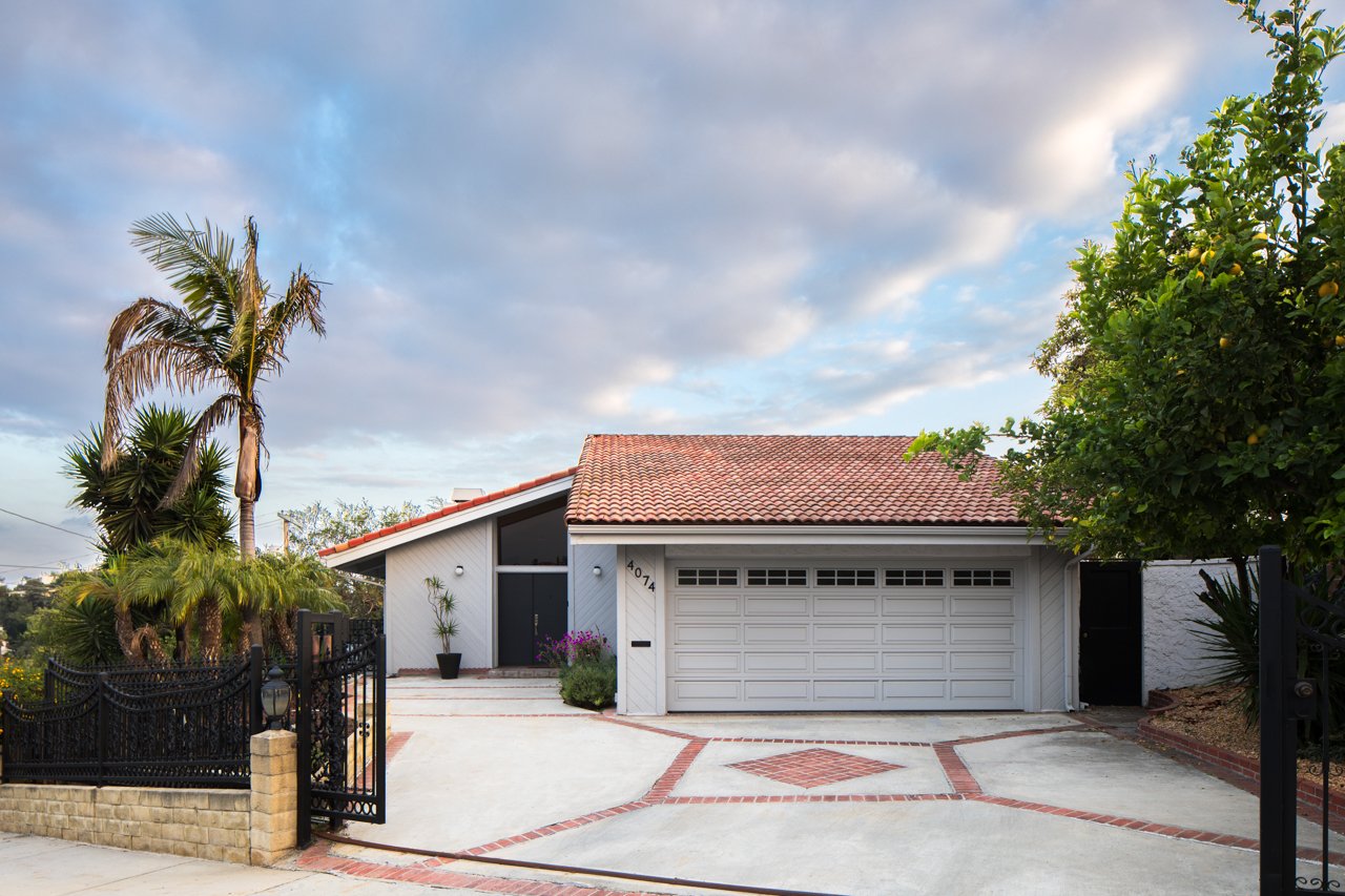 Modern Chic California Living in Los Feliz