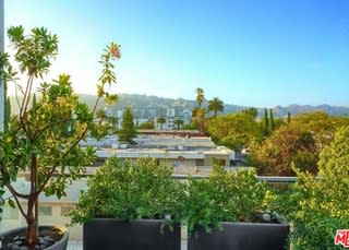 507 Orlando Ave, Unit 301
