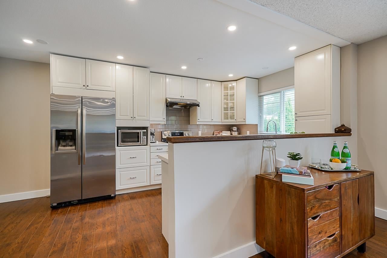 1288 Victoria Dr