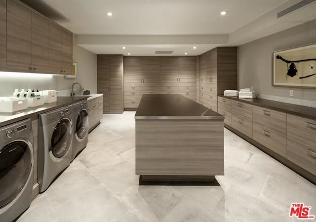917 N CRESCENT DR, BEVERLY HILLS