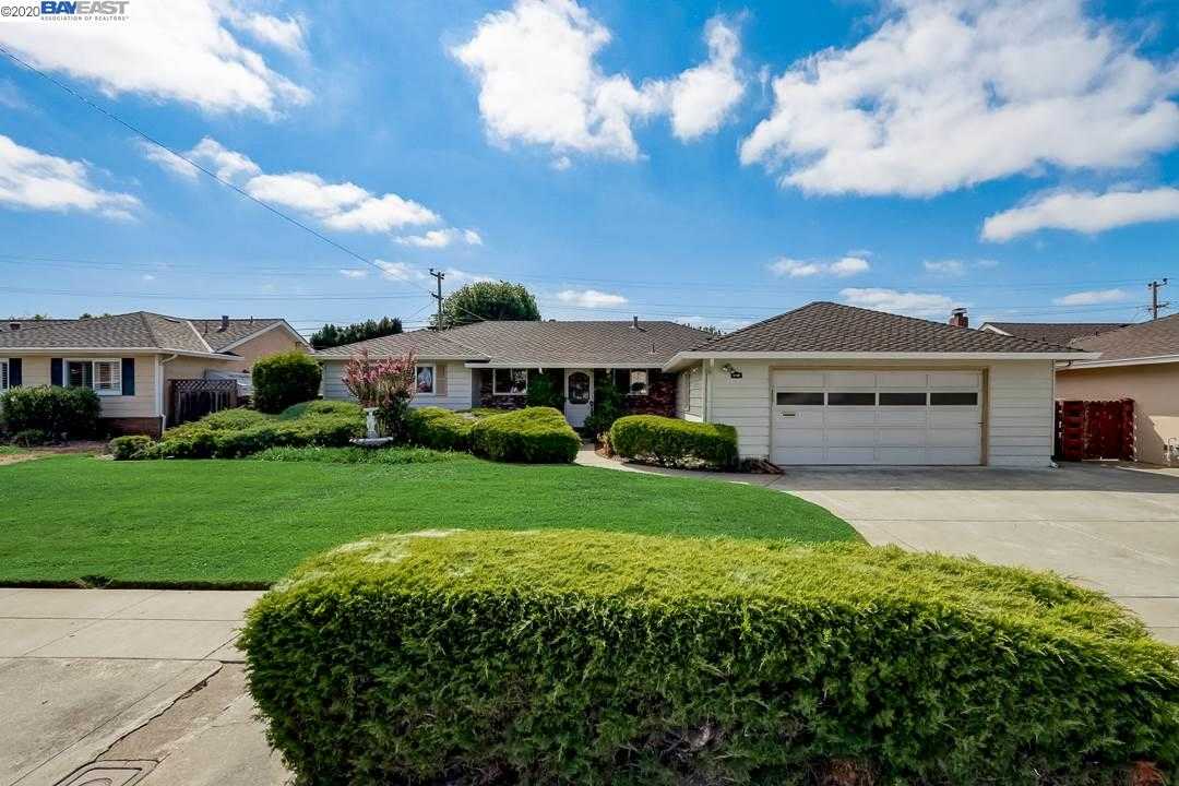 5180 Eggers Dr