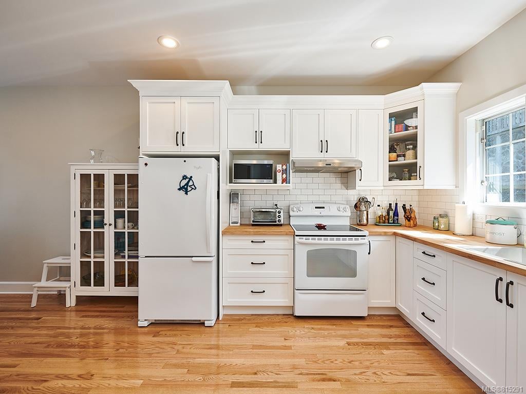 5-1027 Belmont Ave