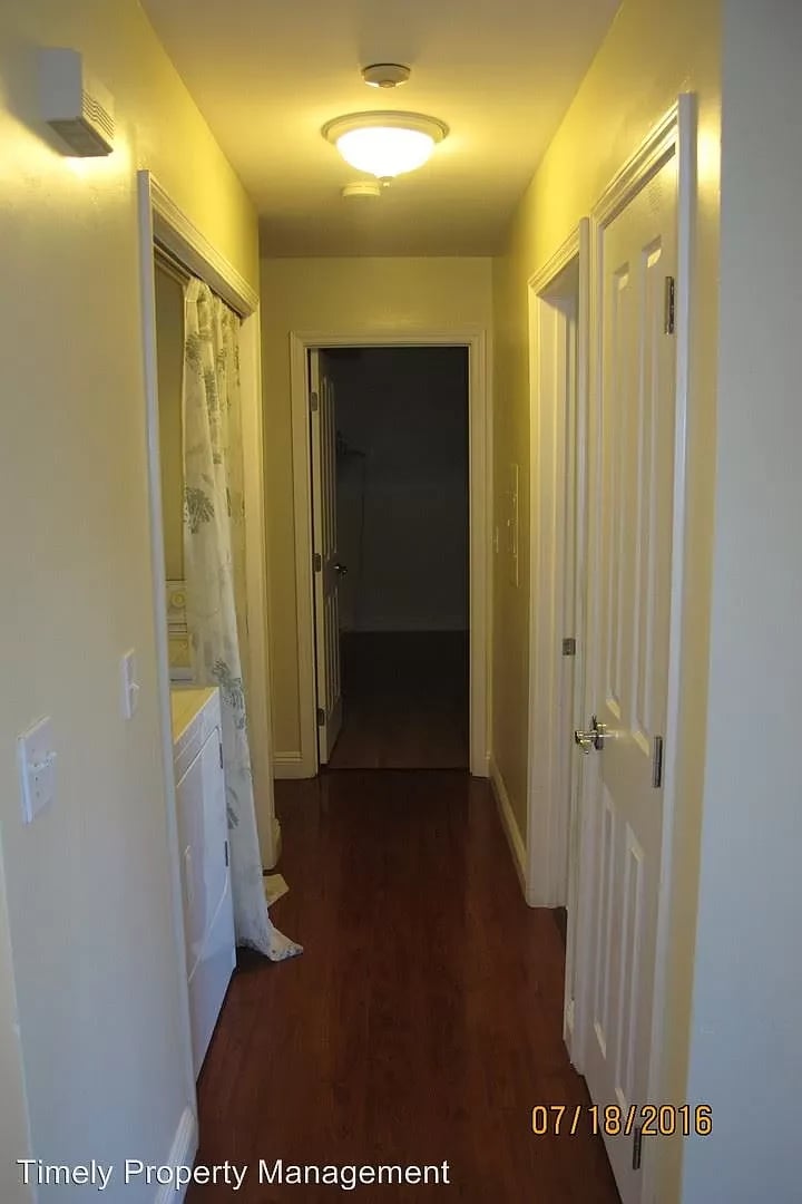 201 Enterprise Dr #297