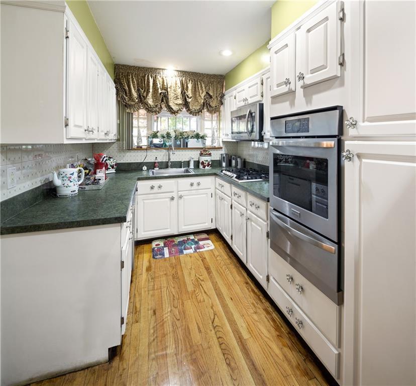 78 E 58th St