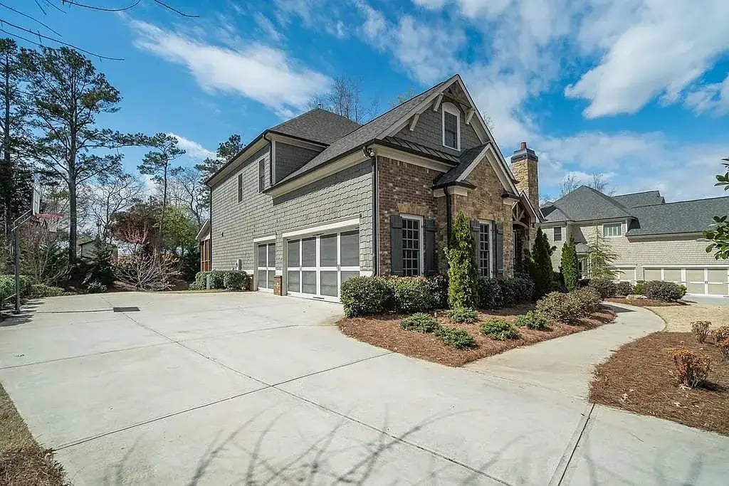 4017 Idlewilde Meadows Dr NE