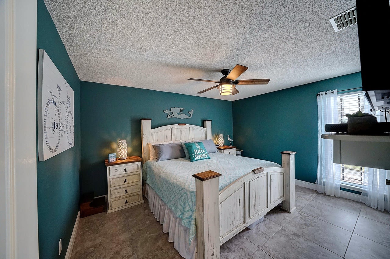 17462 FRONT BEACH Unit 52D