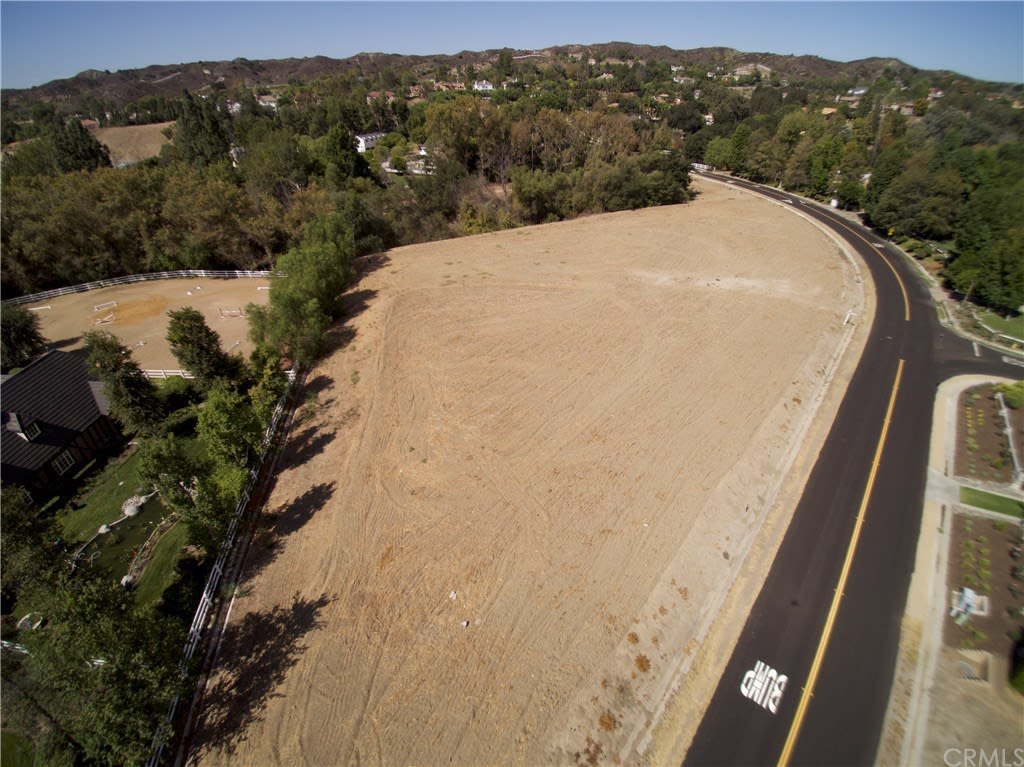 31572 TRIGO Trail