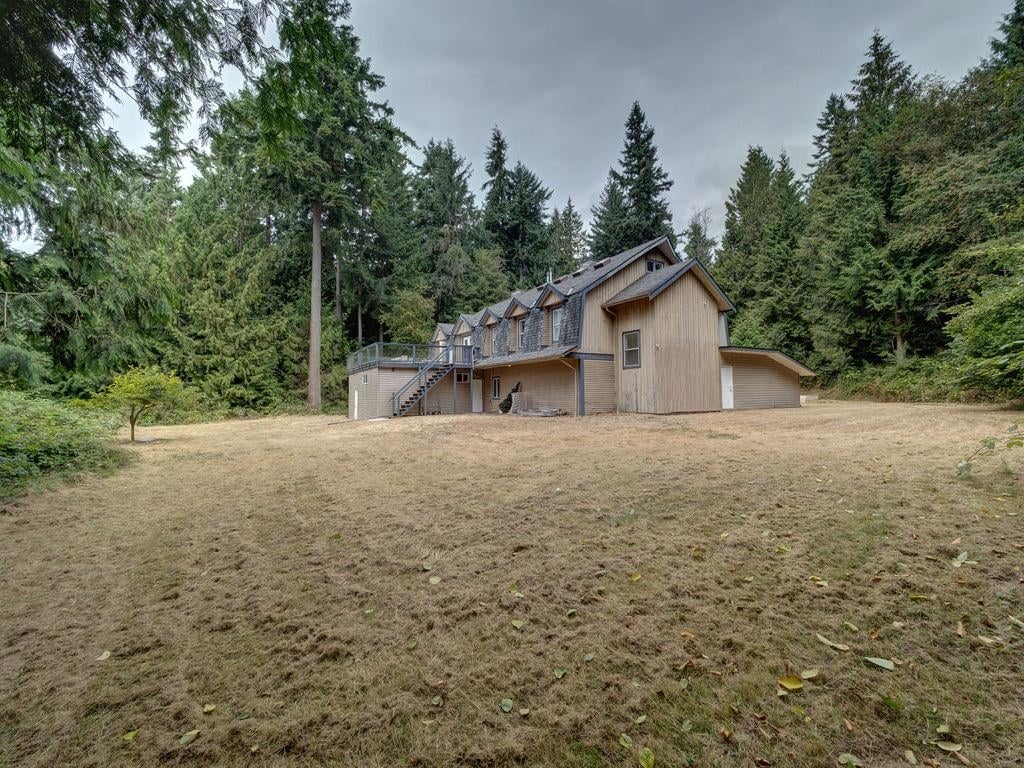 1733 Lower Rd