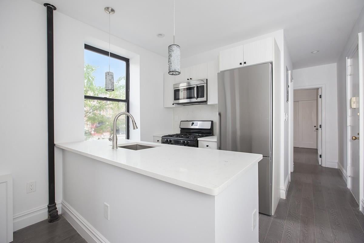 152 Thompson Street, Apt 4-C