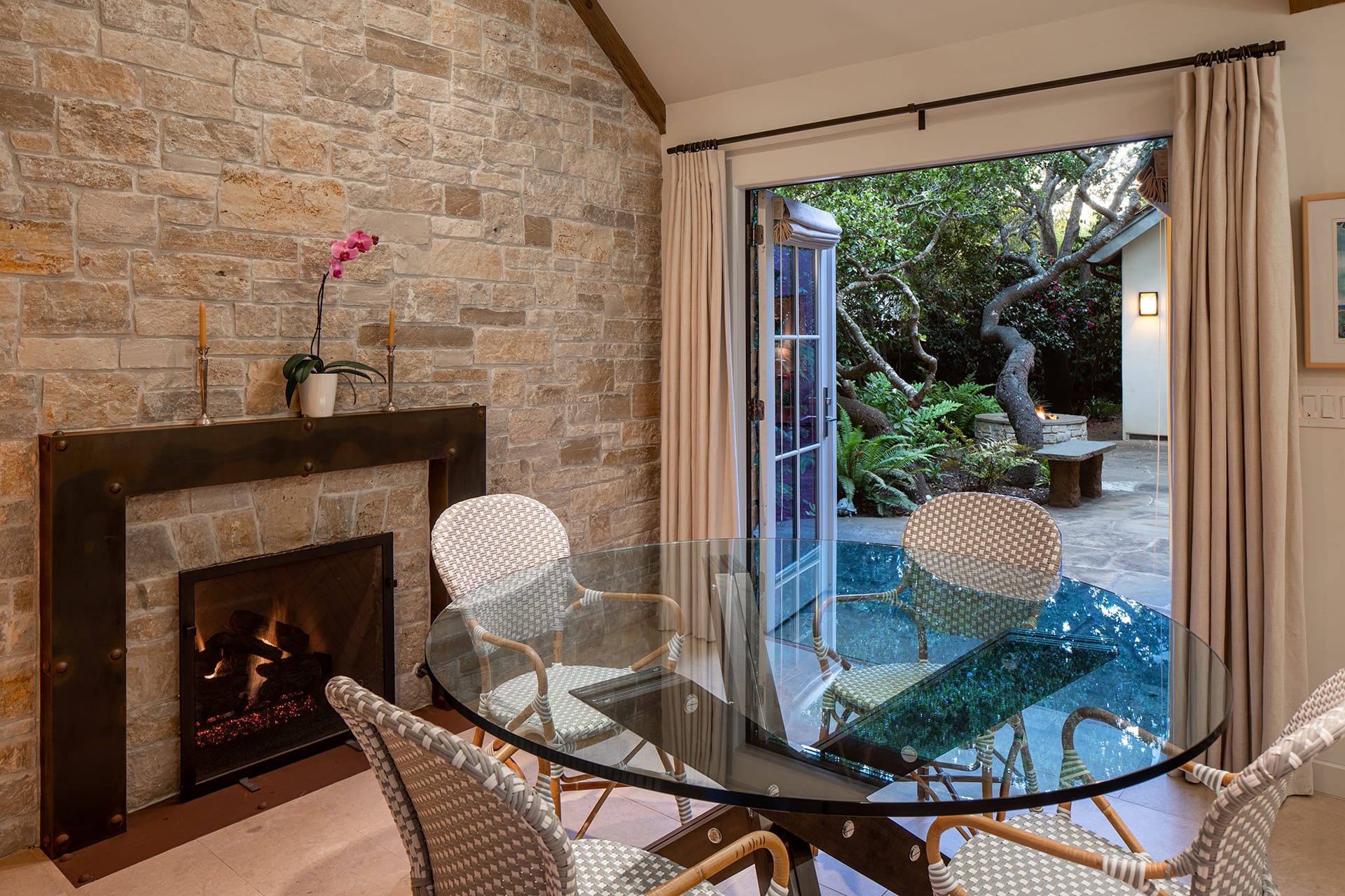 Immaculate by the Sea - Monte Verde & 13th SW Corner