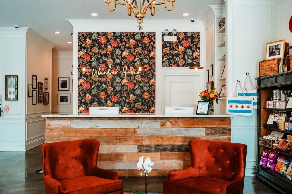 Where to eat, play, and stay in Chicago’s Andersonville neighborhood