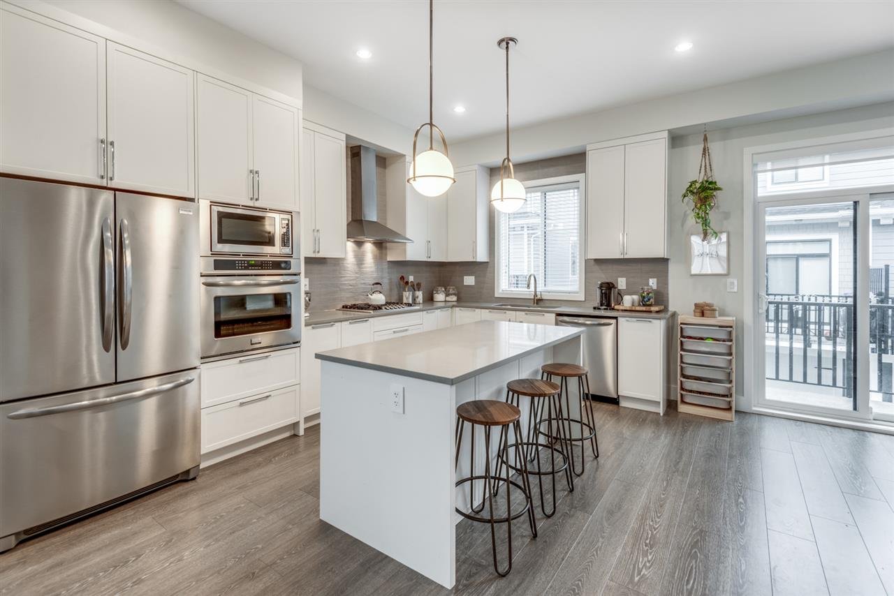 15-19133 73 Ave
