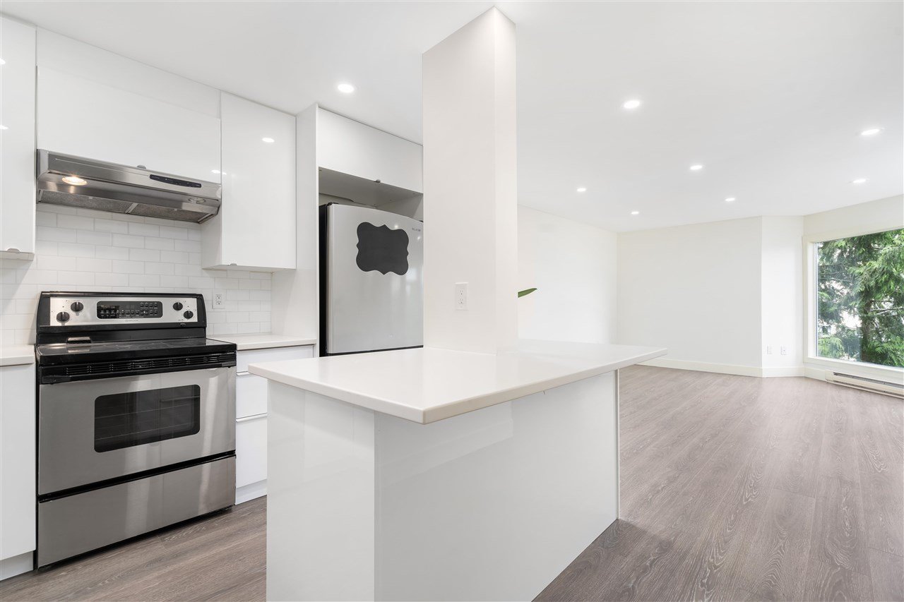 204-1365 W 4th Ave