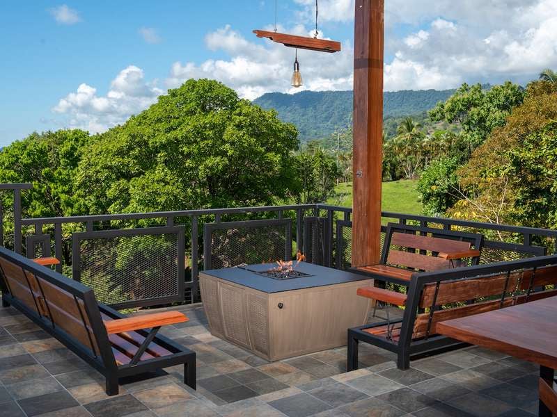  Casa MK, a stunning 5-bedroom Ocean View Home