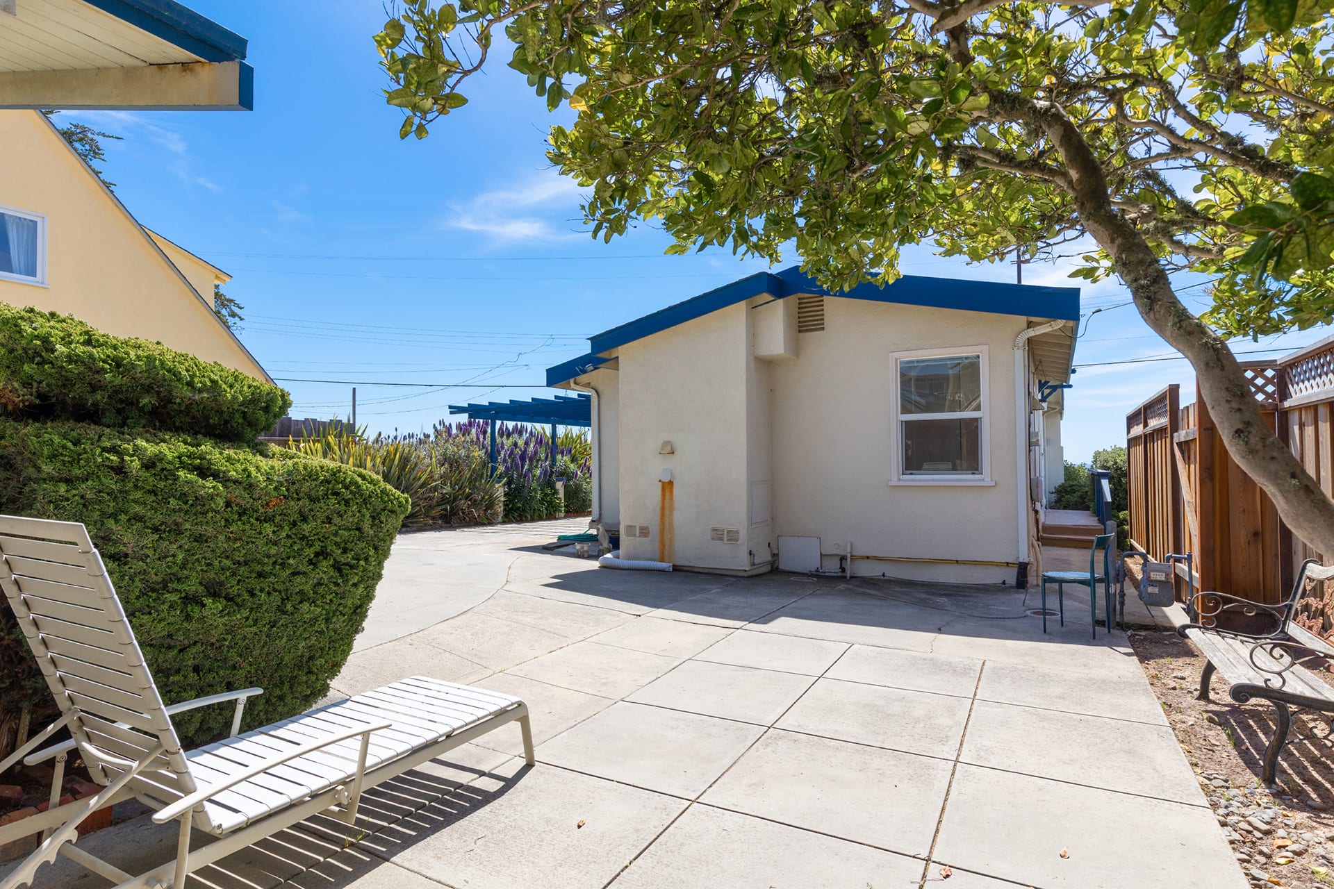 Pleasure Point Perfection - 23805 E Cliff Dr