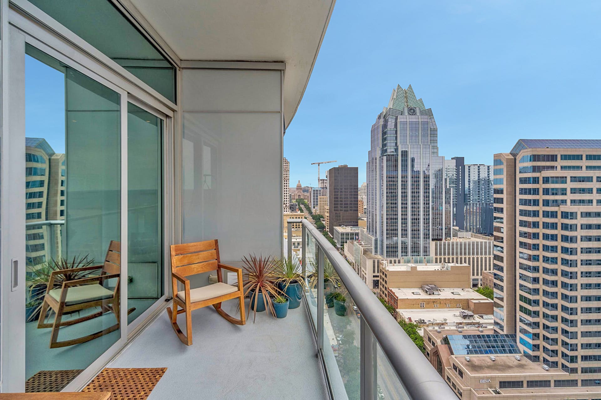  Listing 200 Congress Avenue #23B