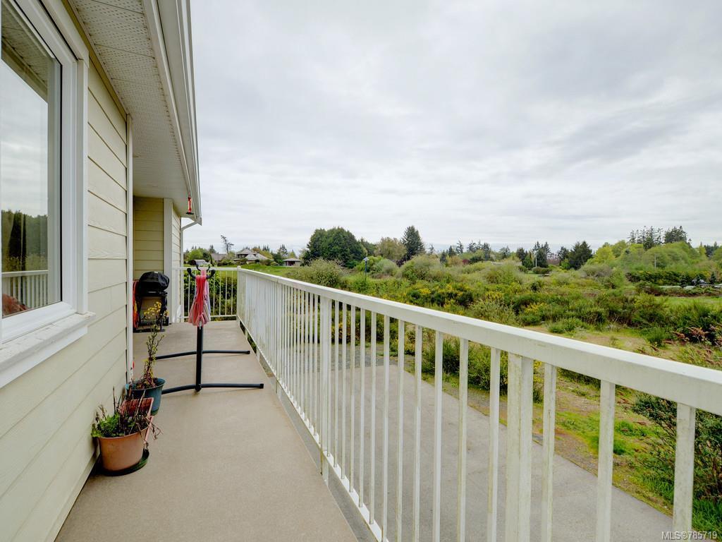 106-2038 Gatewood Rd, Sooke