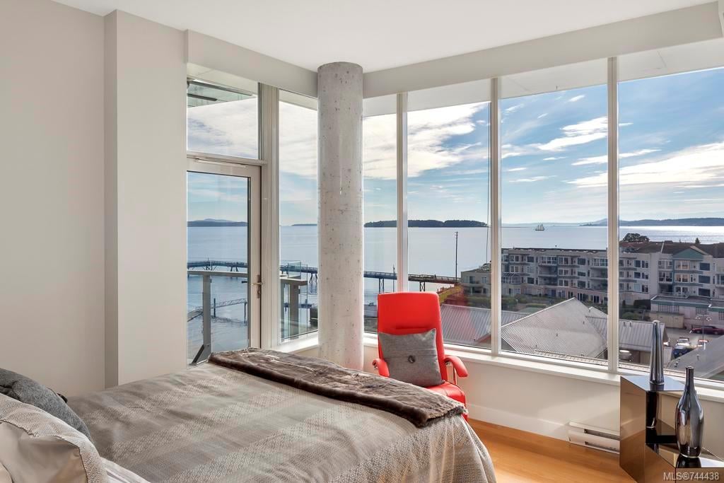 709-9809 Seaport Pl
