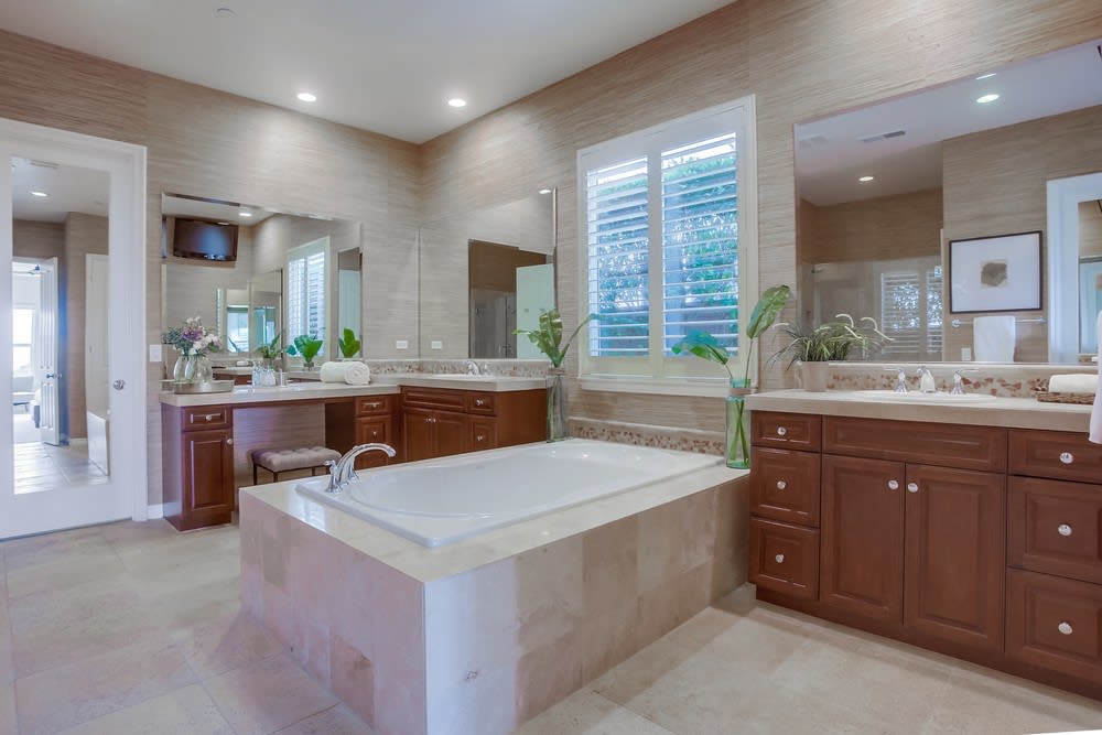 1704 Azul Vista