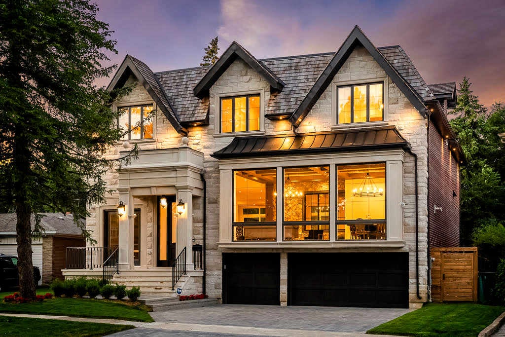 Sold: Experience The Epitome Of Luxury Living