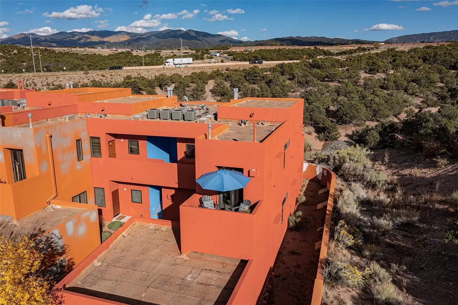 604 Avenida Villa Hermosa #201