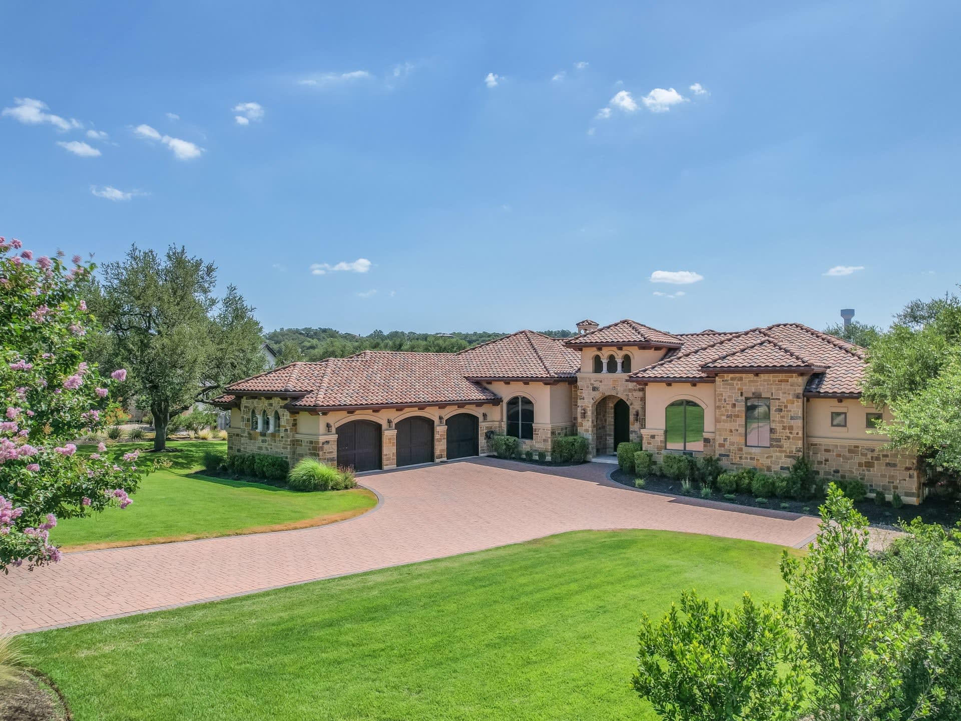 8321 VERDE MESA COVE