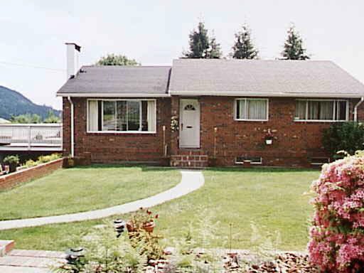 738 Friar Cres