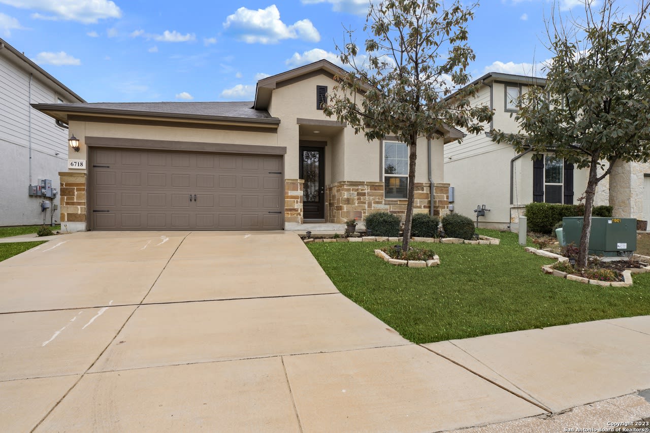 6718 Abbot Crossing