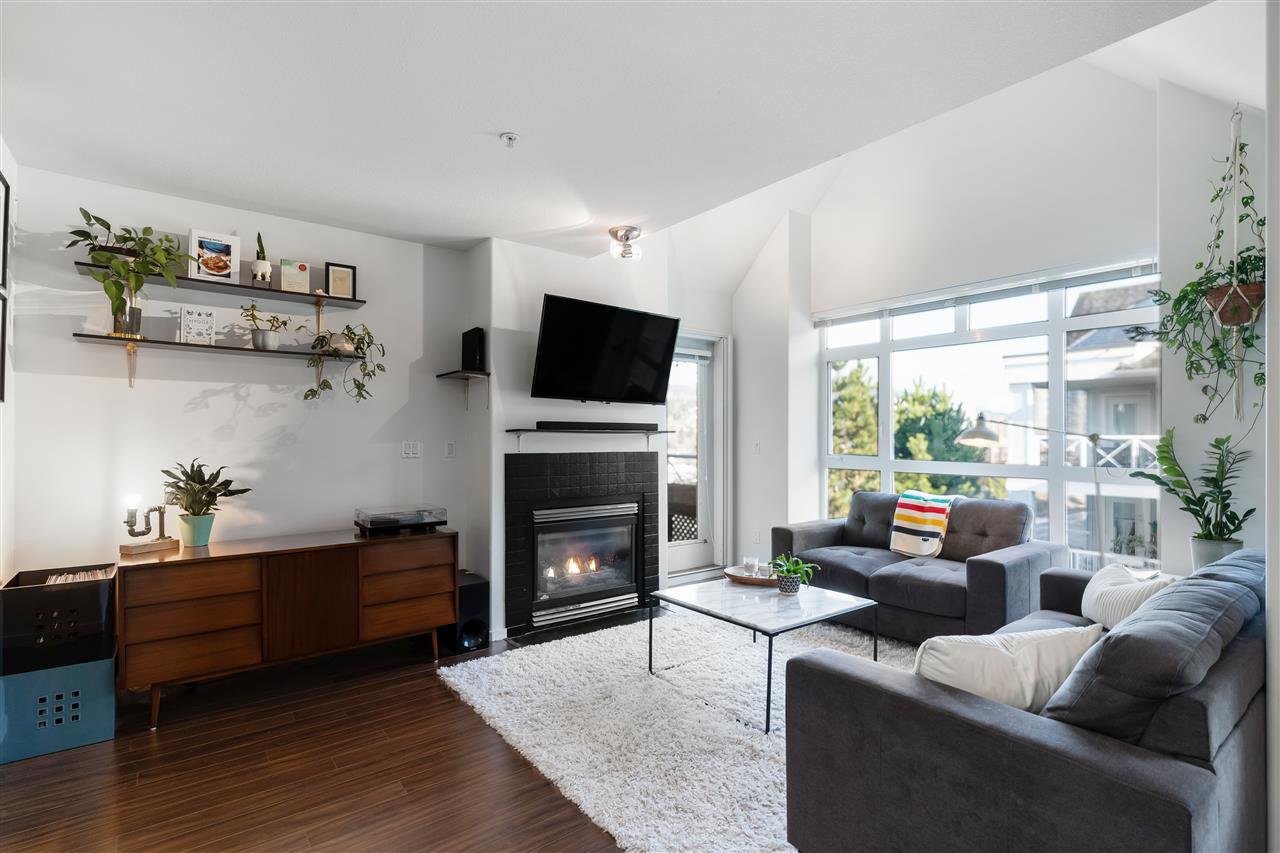 401-3136 St Johns Street, Port Moody