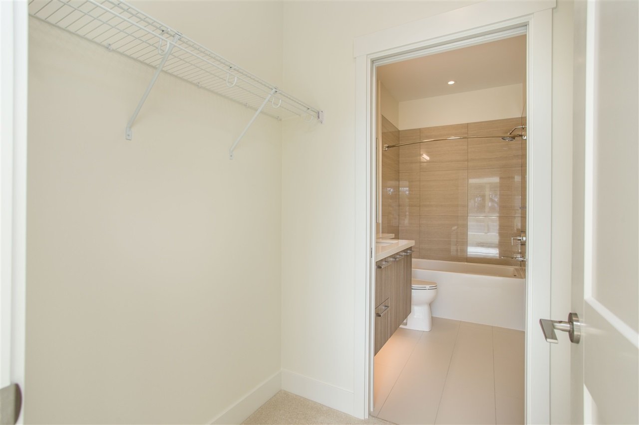 109-14022 North Bluff Road, White Rock