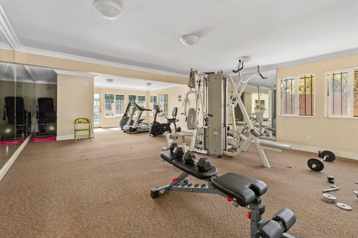 3980 8th Ave, Unit 111