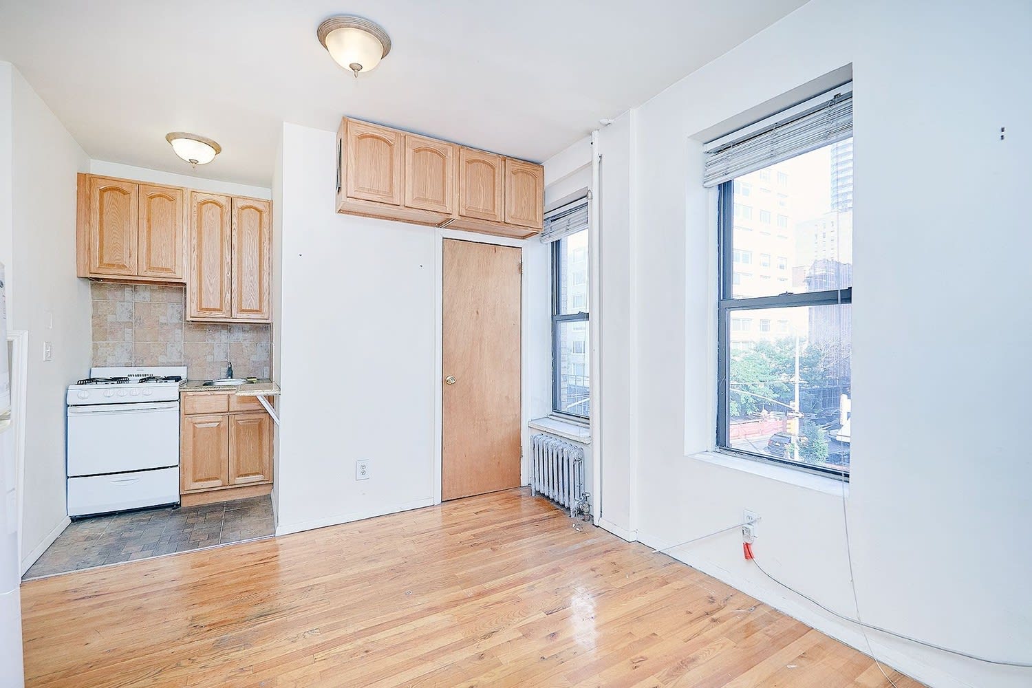 270 E 78th St, Unit 8A