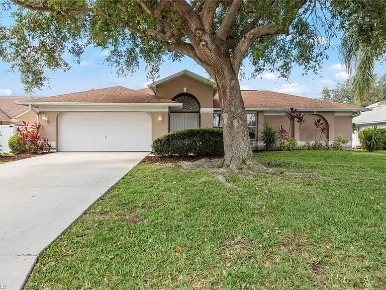 10268 Boca Cir