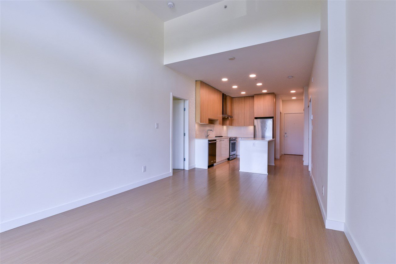 418-5460 Broadway Wy