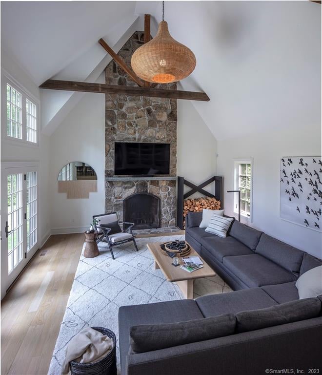 11 Charcoal Hill Rd