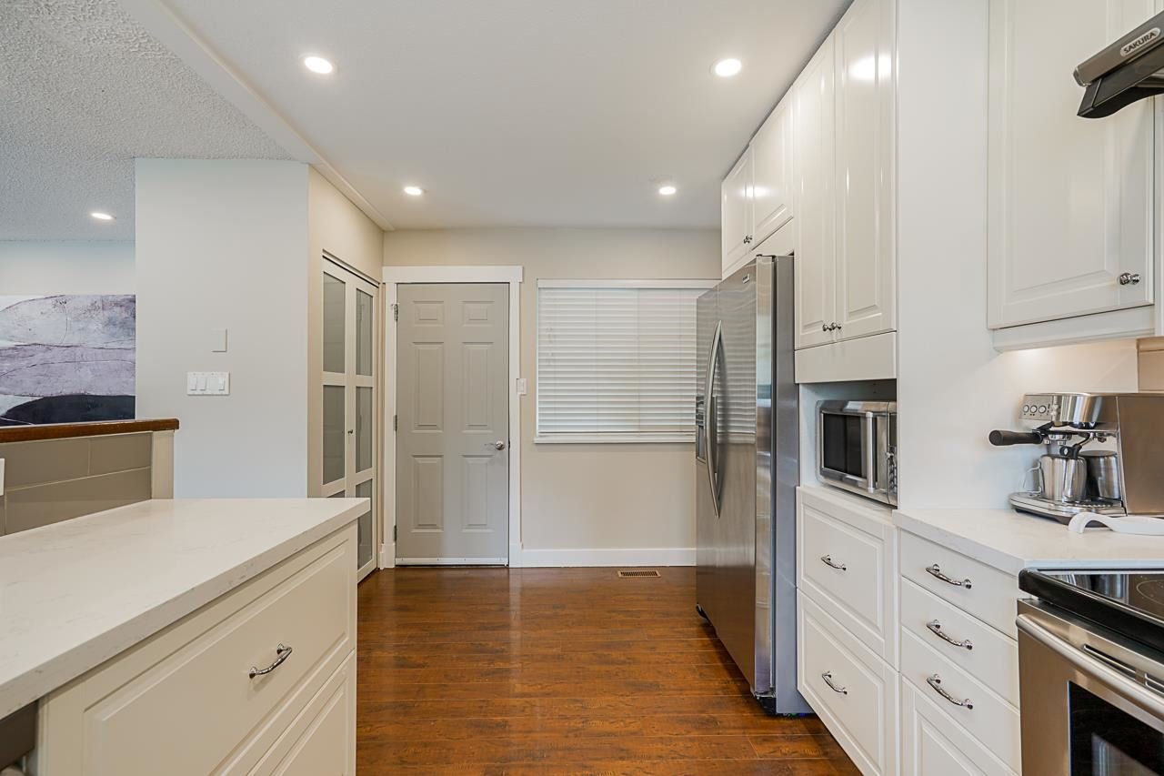 1288 Victoria Dr