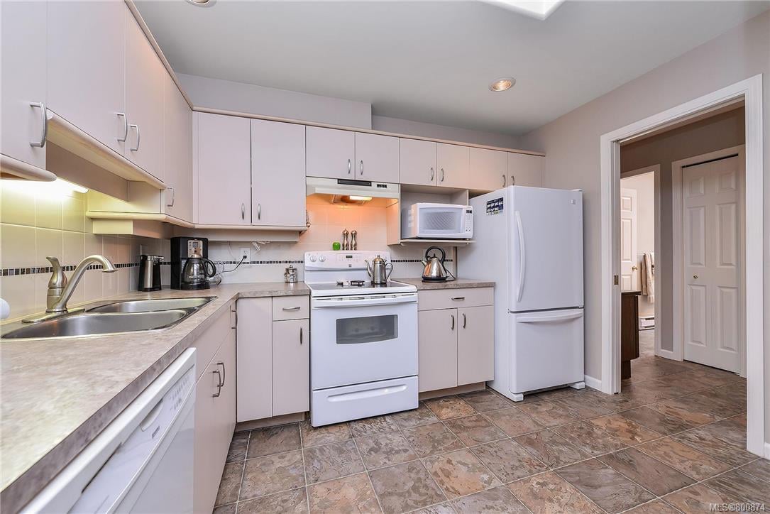 302-456 Linden Ave