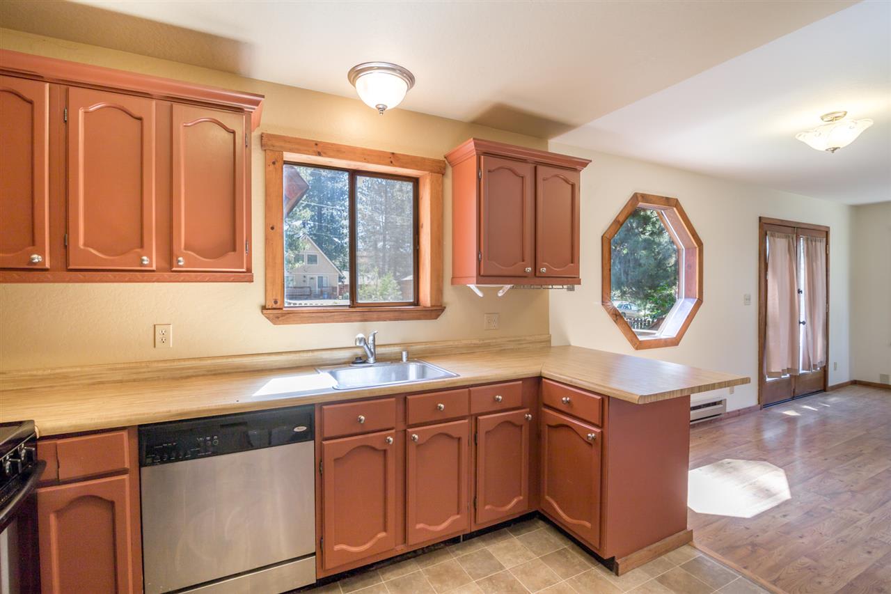 10179 Laburnham Cir