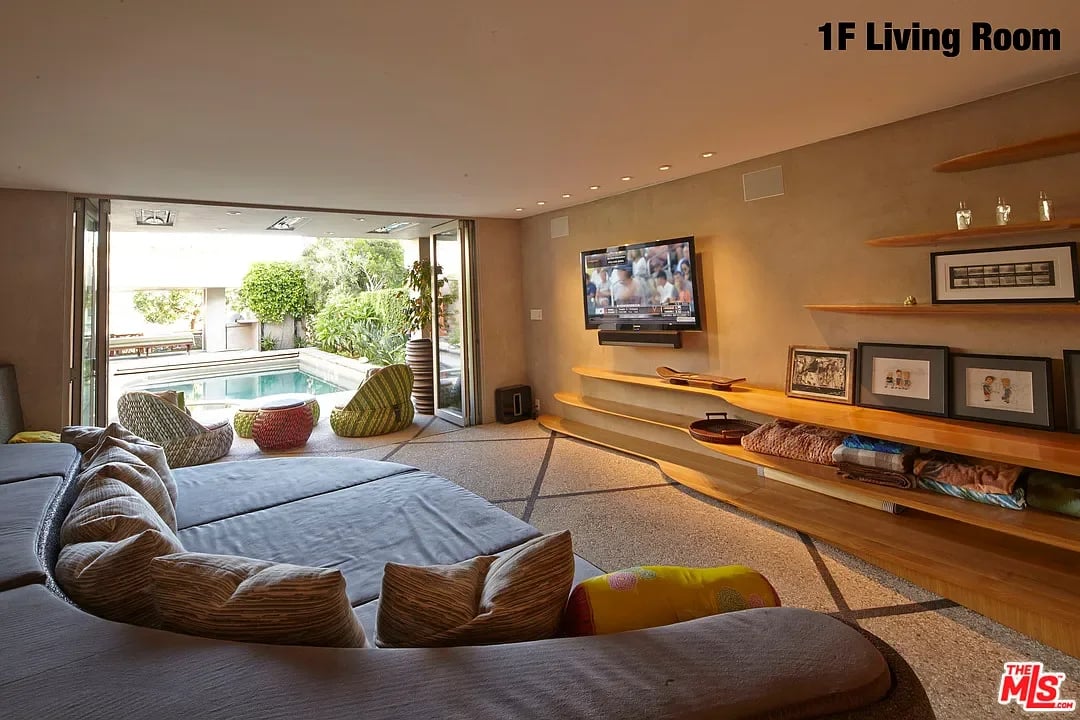 23705 Malibu Colony Rd