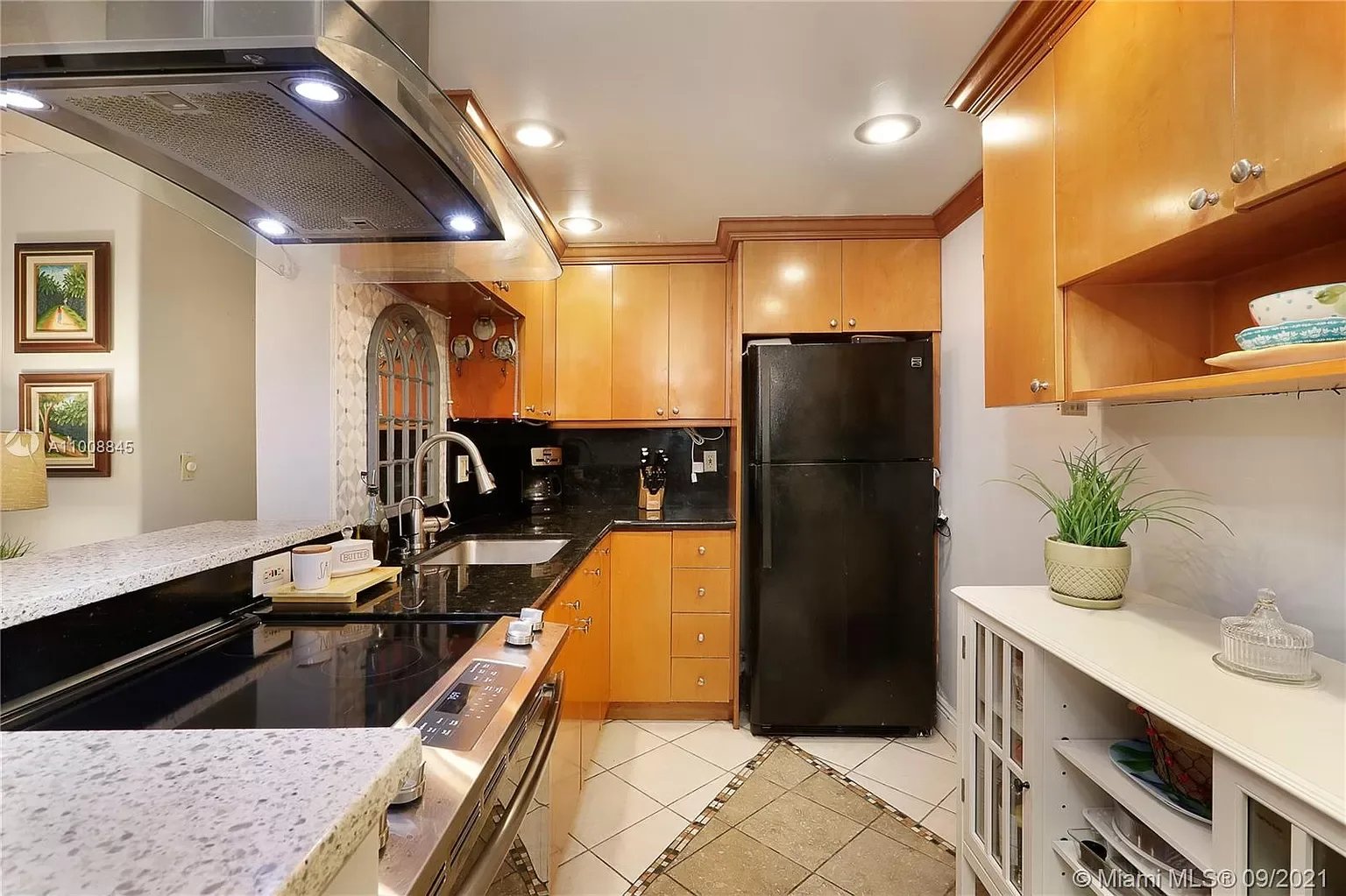 2201 Brickell Ave APT 3