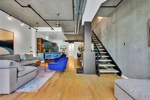 103-21 Erie St