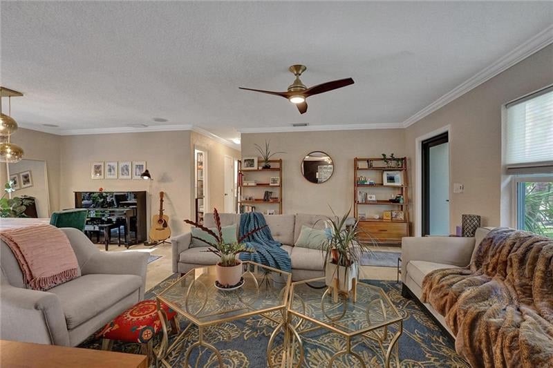 1454 SW 16th Ter