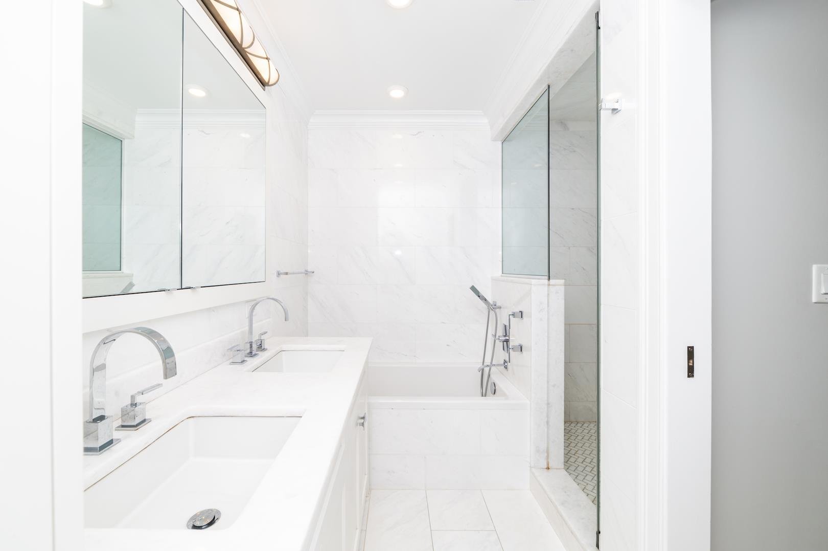 184 East 64th Street, Apt PH-B