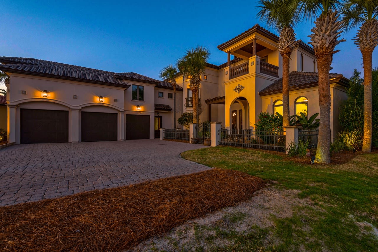 5236 Finisterre Drive