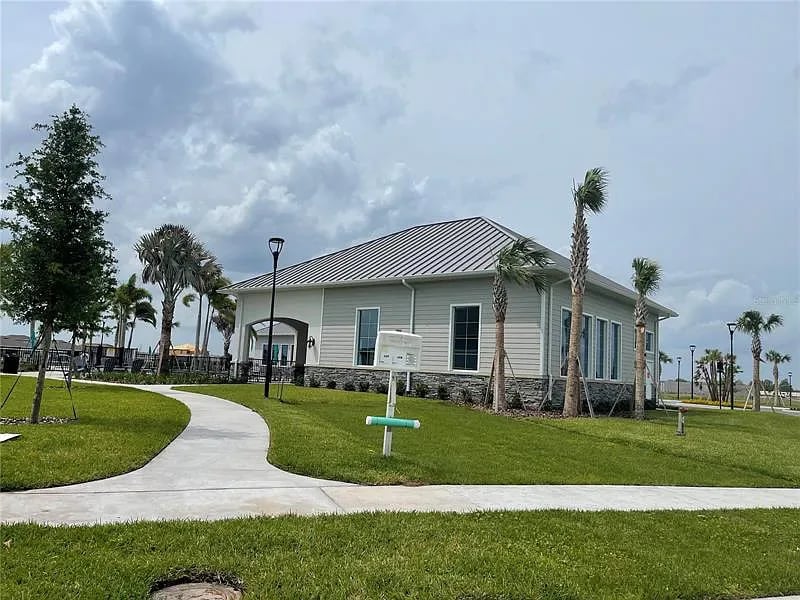 10364 Shive Island Ct