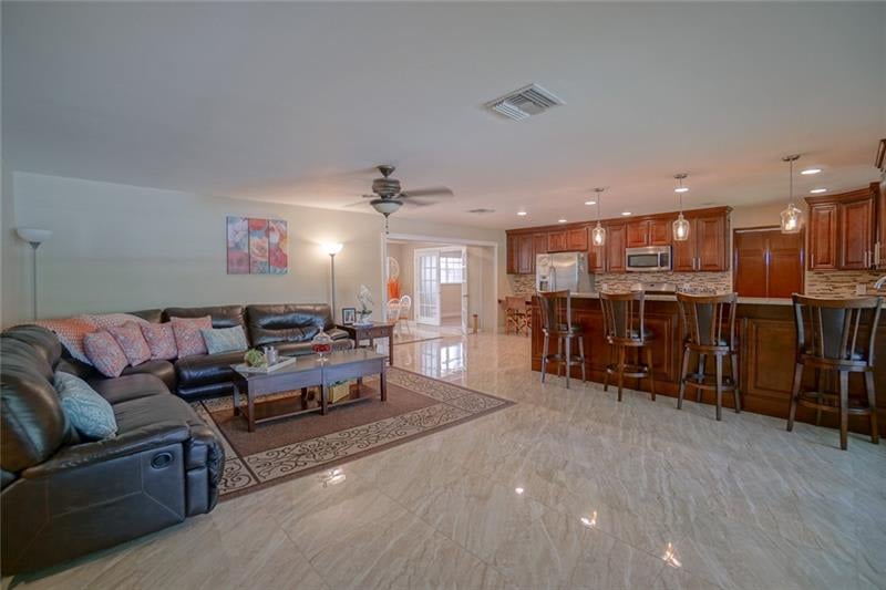 5171 NE 18th Ter