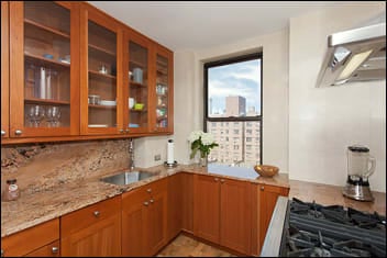 124 W 93RD ST, #7C