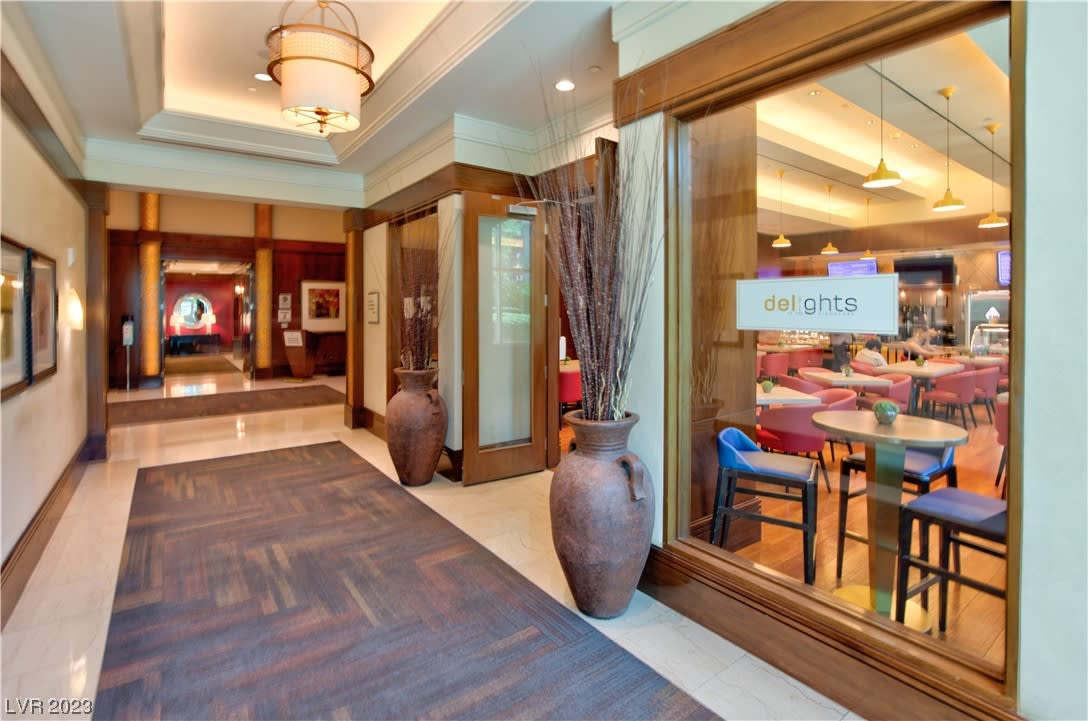 Signature MGM Suites