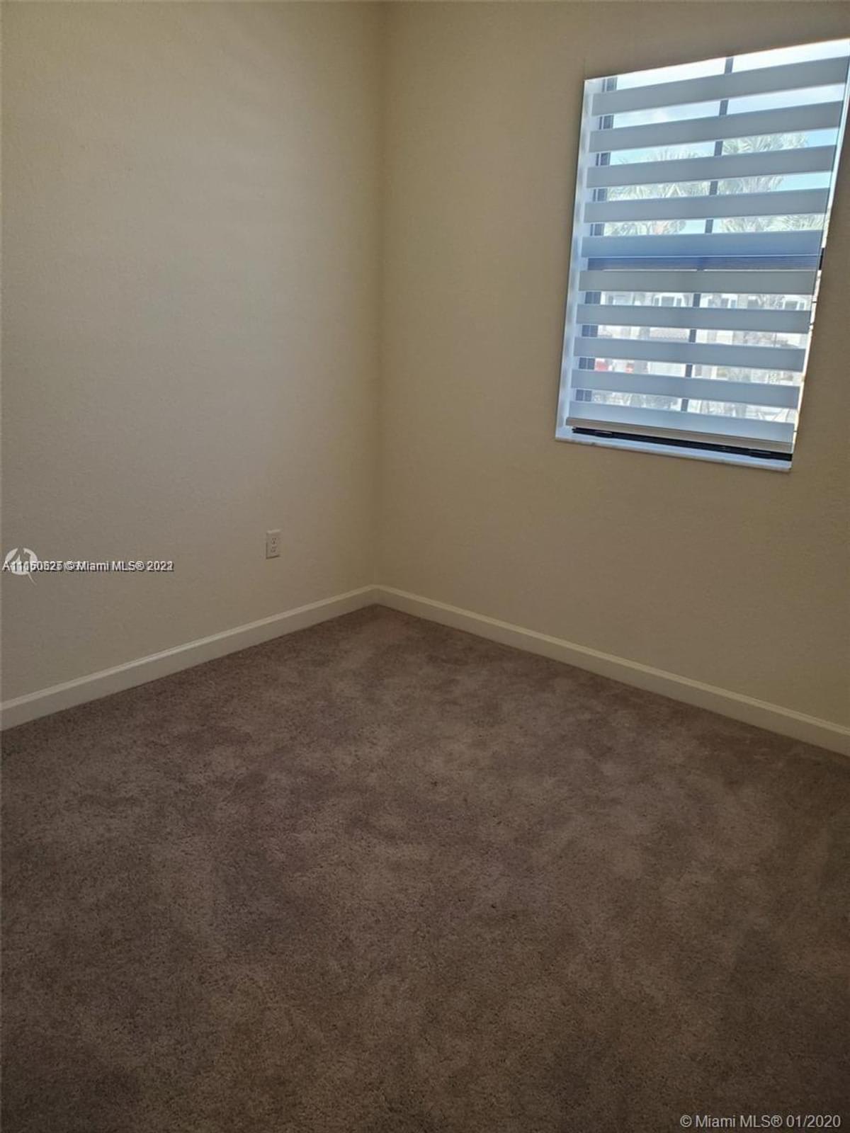 11318 SW 254th Ter